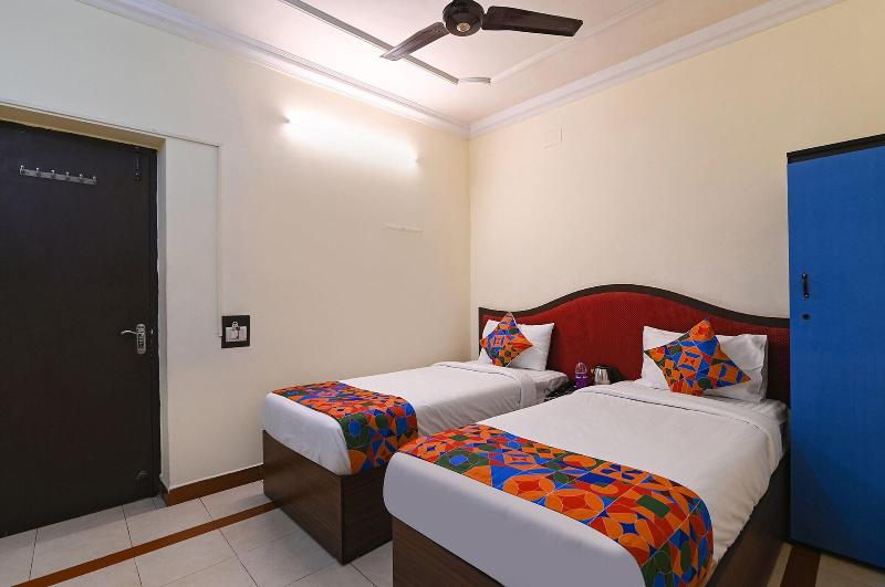 Fabhotel Neethu Residency image
