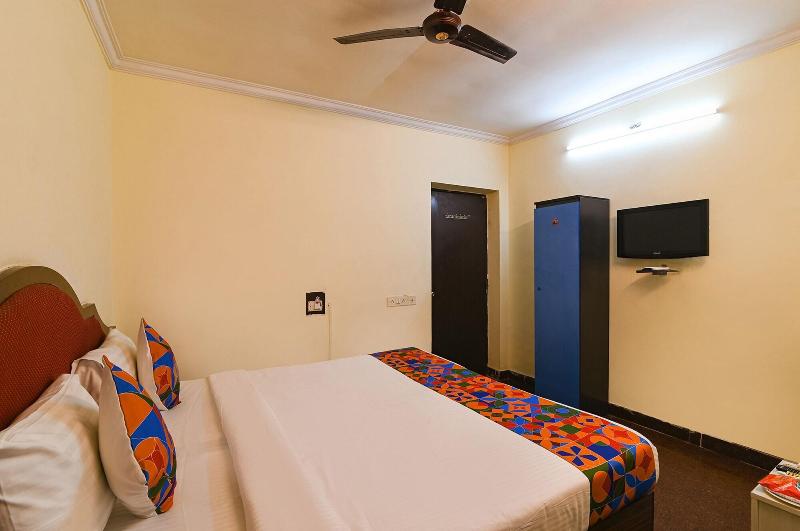 Fabhotel Neethu Residency image