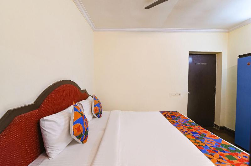 Fabhotel Neethu Residency image