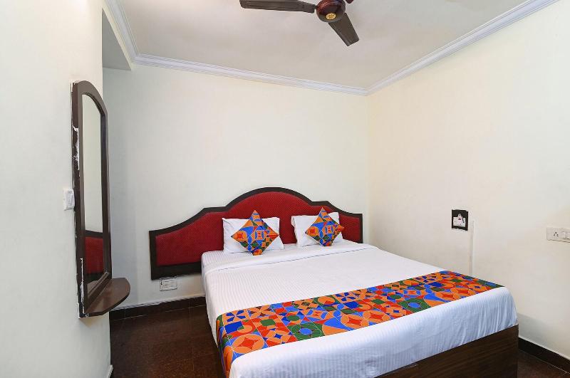 Fabhotel Neethu Residency image