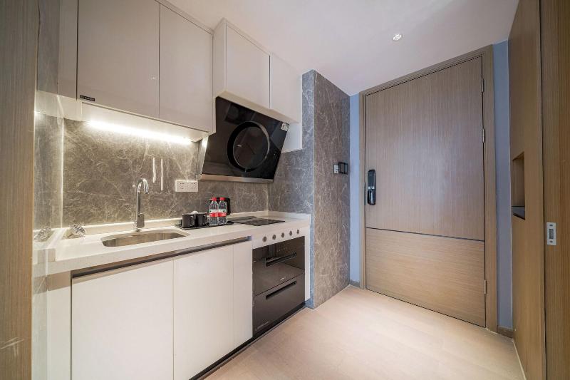 F Town Fangtang Hotel Shenzhen City image