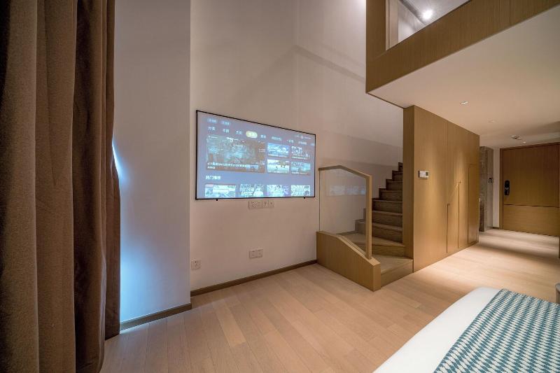 F Town Fangtang Hotel Shenzhen City image