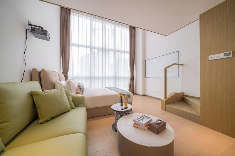 F Town Fangtang Hotel Shenzhen City image