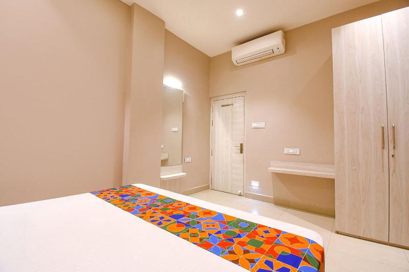 Fabhotel Kitchen Q Inn image