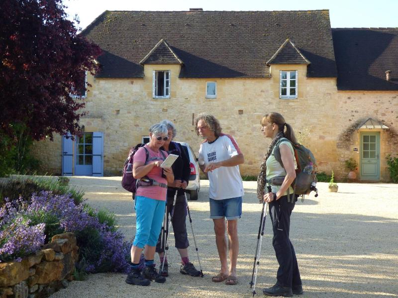Britavit Chambres Et Table D Ha Tes image