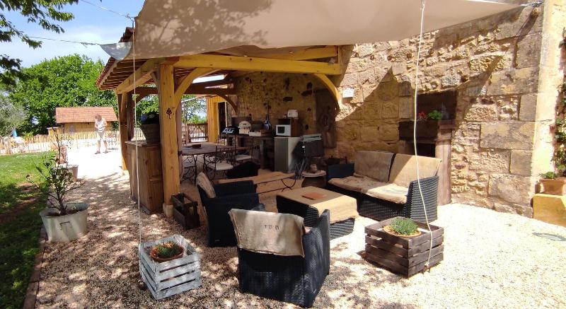 Britavit Chambres Et Table D Ha Tes image