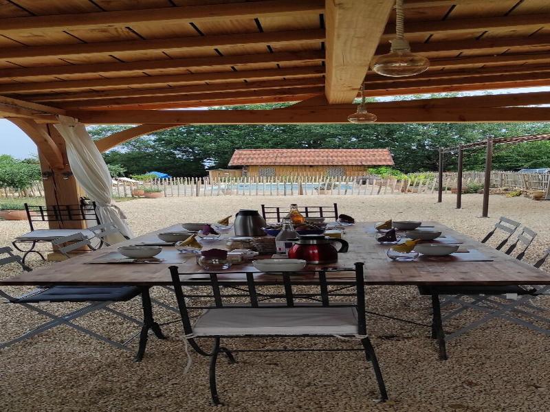 Britavit Chambres Et Table D Ha Tes image