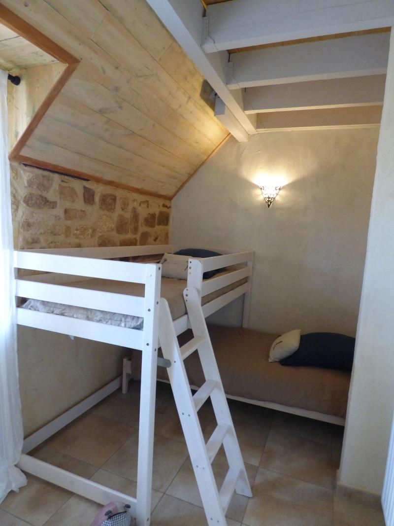 Britavit Chambres Et Table D Ha Tes image