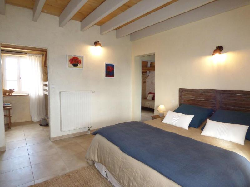 Britavit Chambres Et Table D Ha Tes image