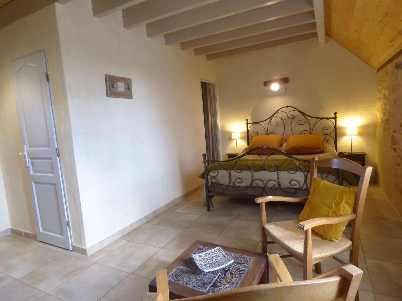 Britavit Chambres Et Table D Ha Tes image