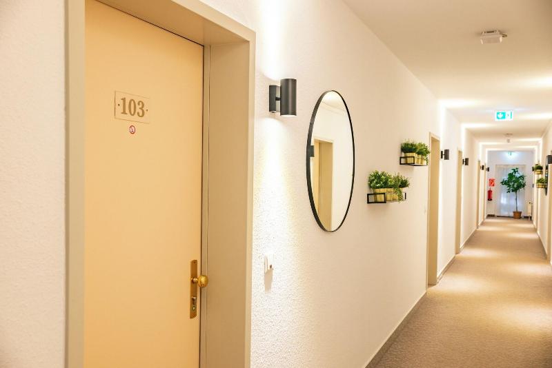 Waldhotel Scha Neiche Self Check In image