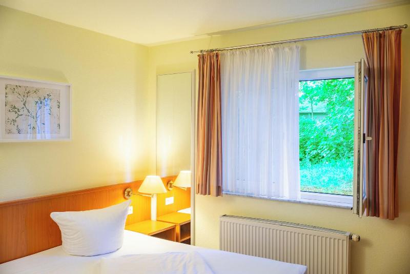 Waldhotel Scha Neiche Self Check In image