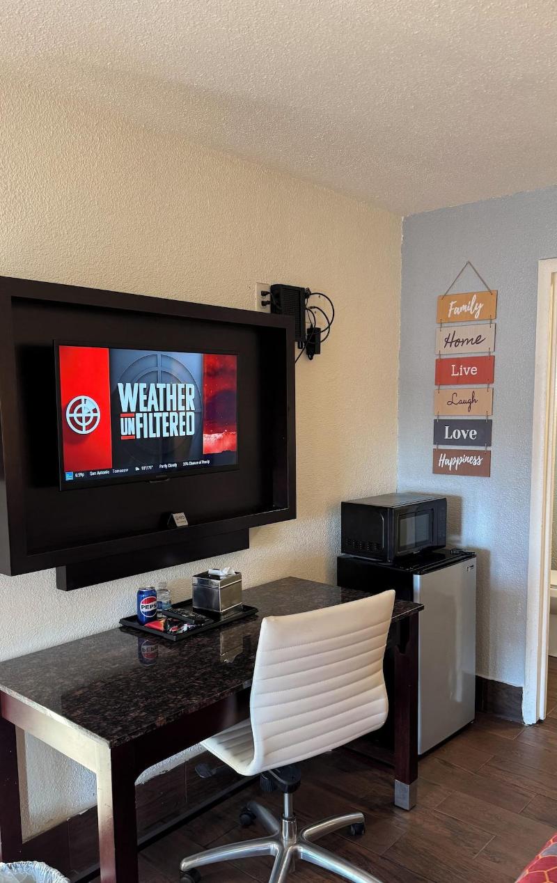 Budget Motel image