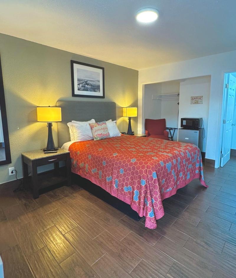 Budget Motel image