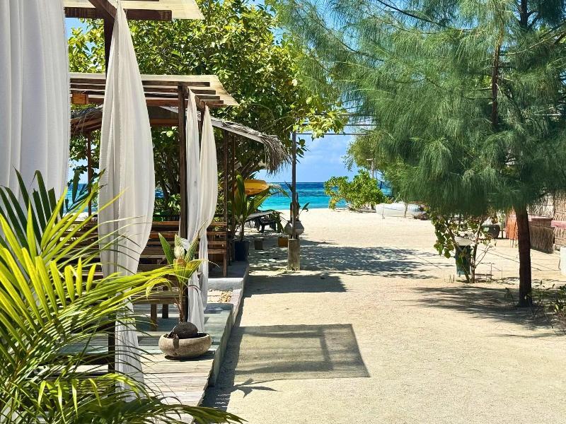 Noah Private Beach House image