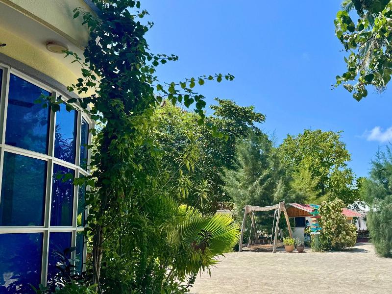 Noah Private Beach House image