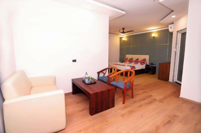 Hotel Core One Bliss image