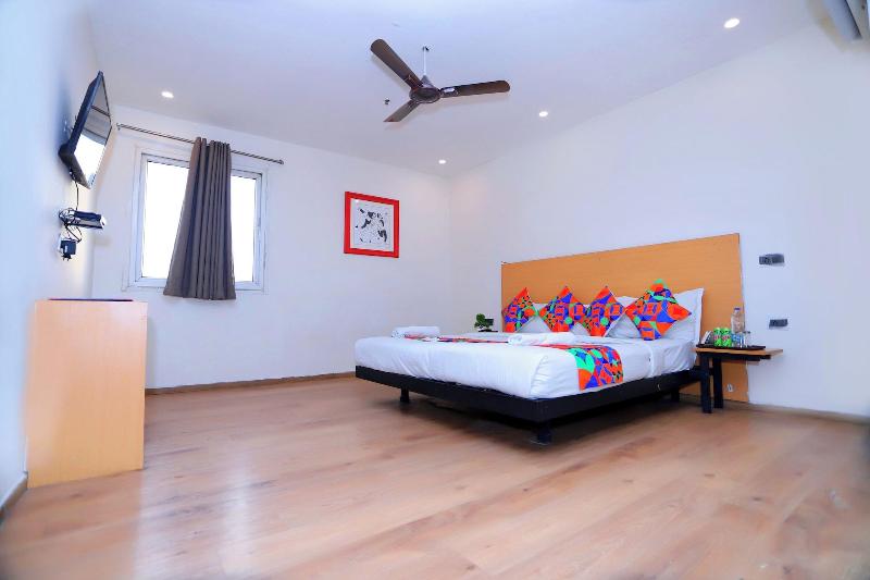 Hotel Core One Bliss image