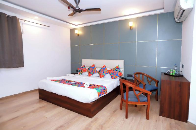 Hotel Core One Bliss image