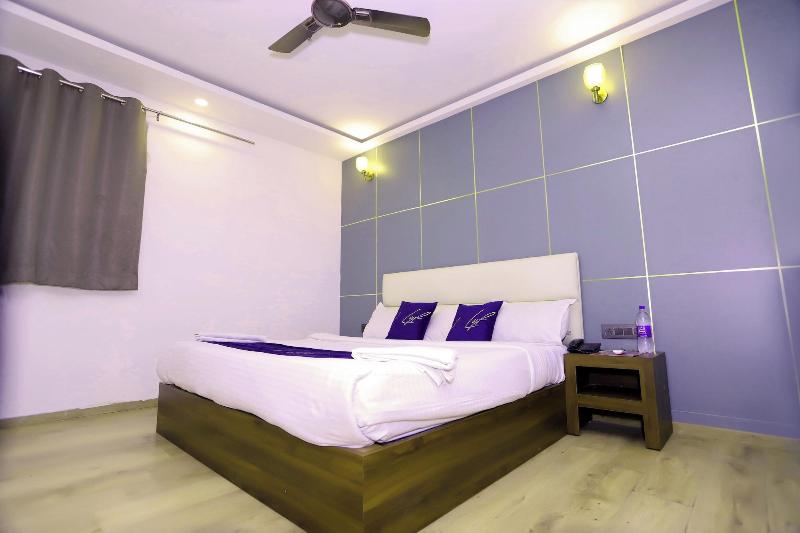 Hotel Core One Bliss image
