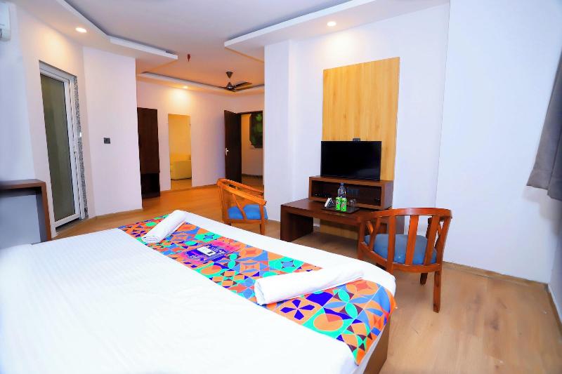 Hotel Core One Bliss image