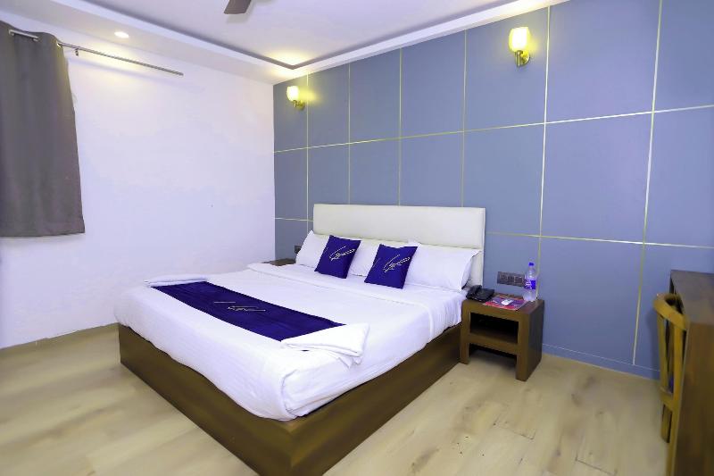 Hotel Core One Bliss image