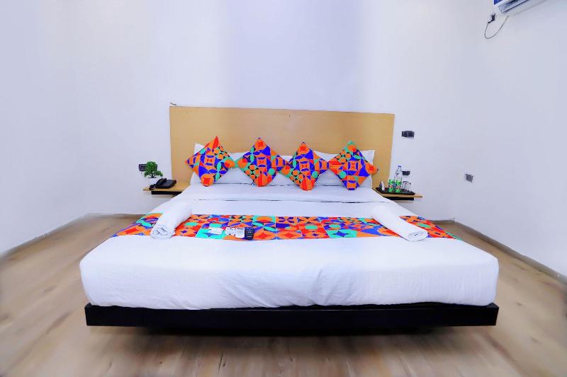 Hotel Core One Bliss image