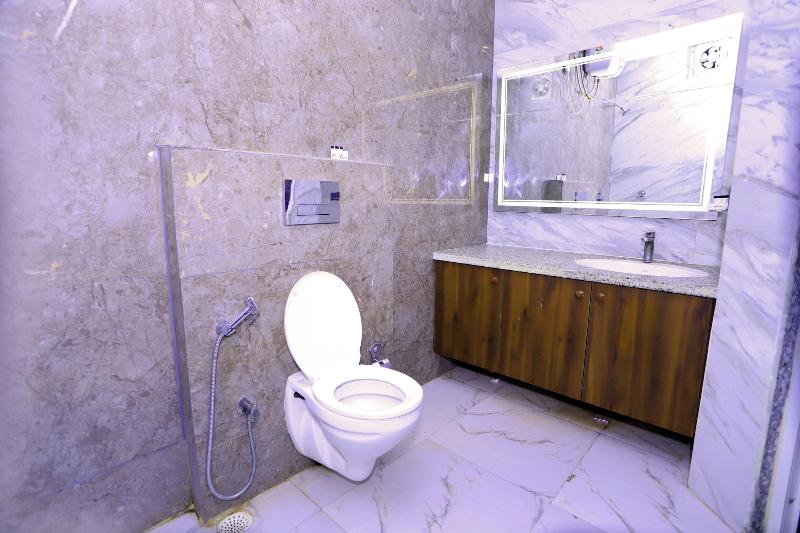 Hotel Core One Bliss image