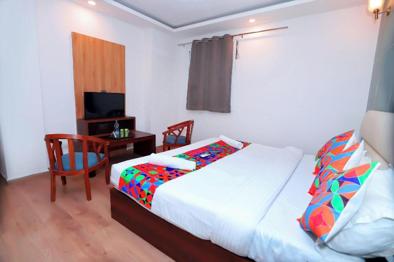 Hotel Core One Bliss image