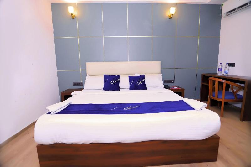 Hotel Core One Bliss image