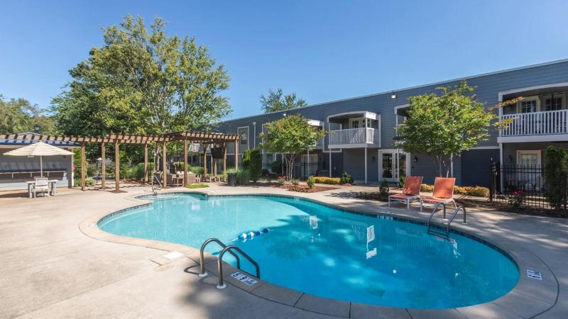 The Brookwood Apartments By Barsala — general view