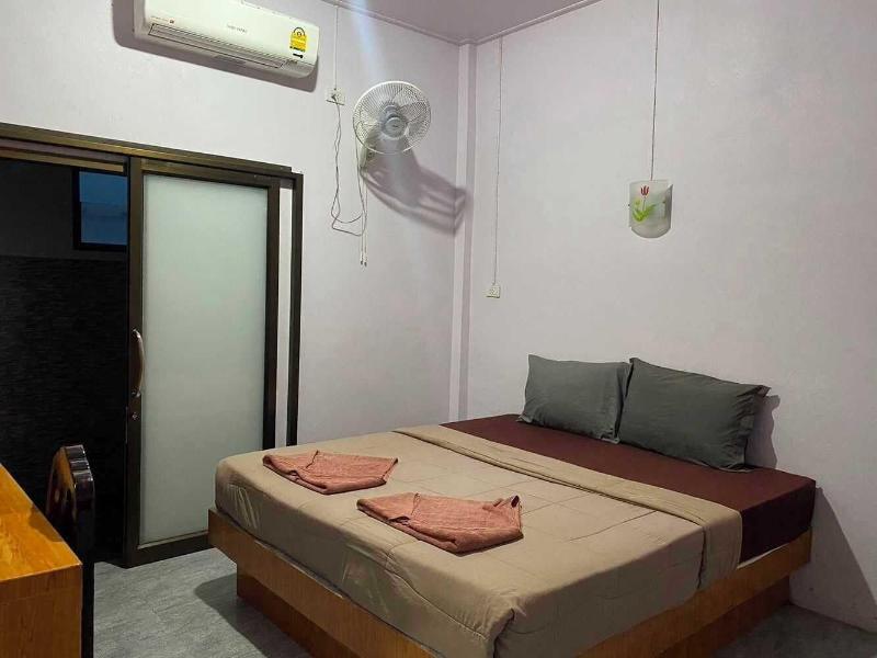 Oyo 75524 Sk Resort image
