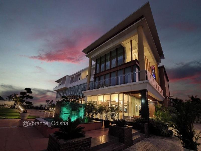 Vbrance Luxury Boutique Hotel image