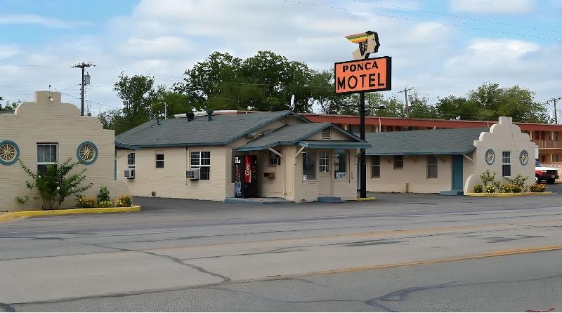 Ponca Motel