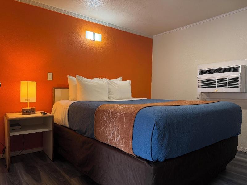 Ponca Motel image
