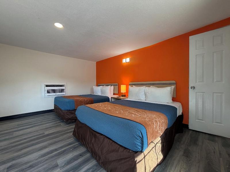 Ponca Motel image