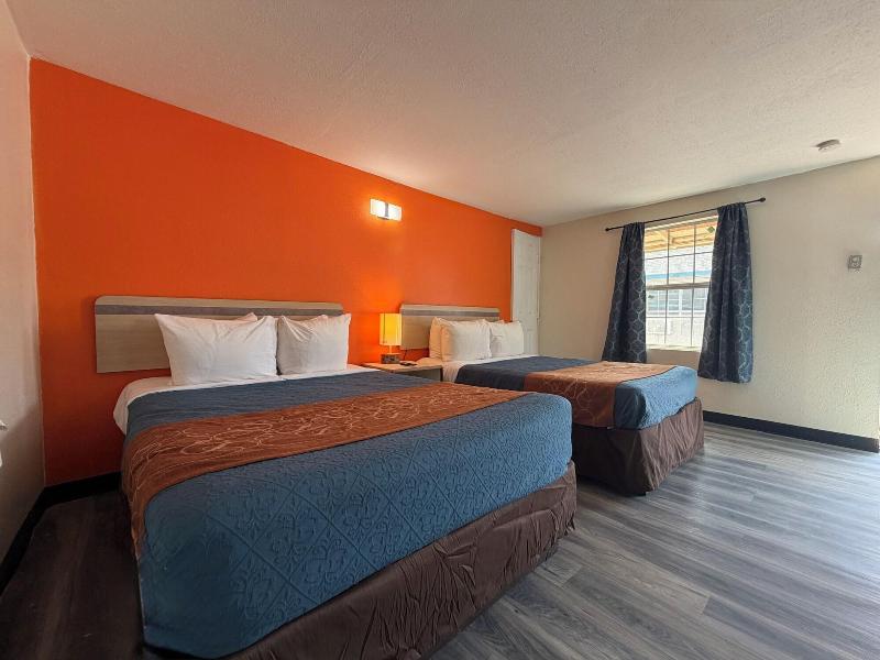 Ponca Motel image
