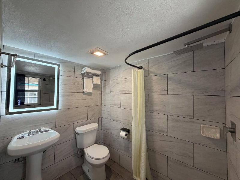 Ponca Motel image