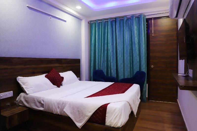 Hotel Surya International image
