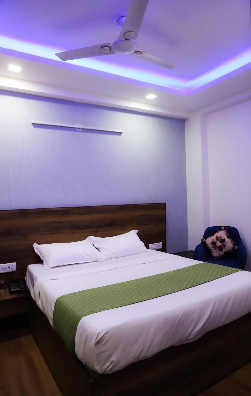 Hotel Surya International image