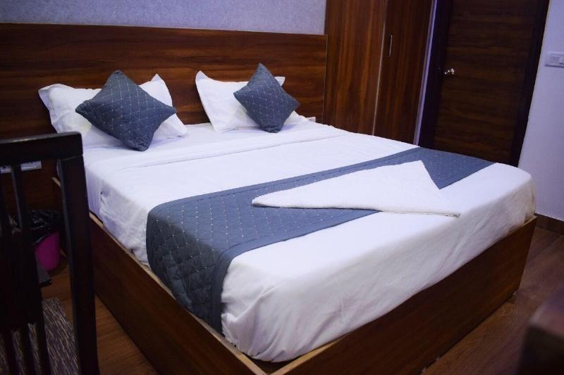 Hotel Surya International image