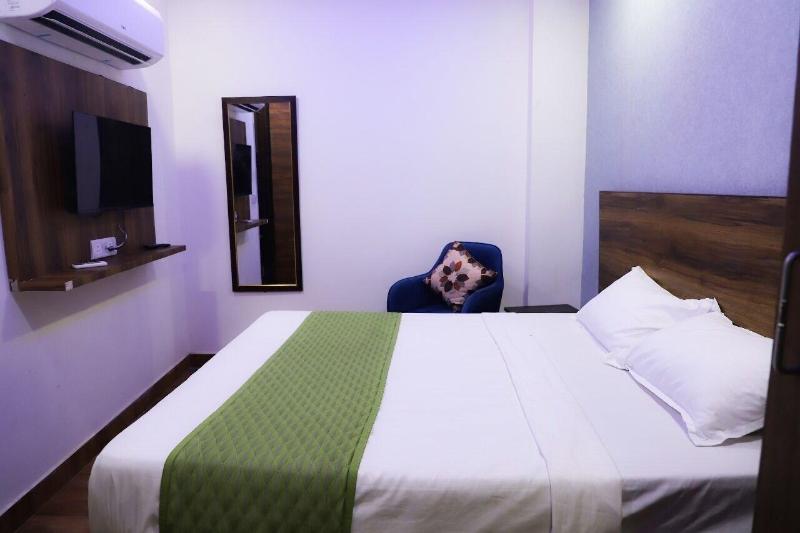 Hotel Surya International image