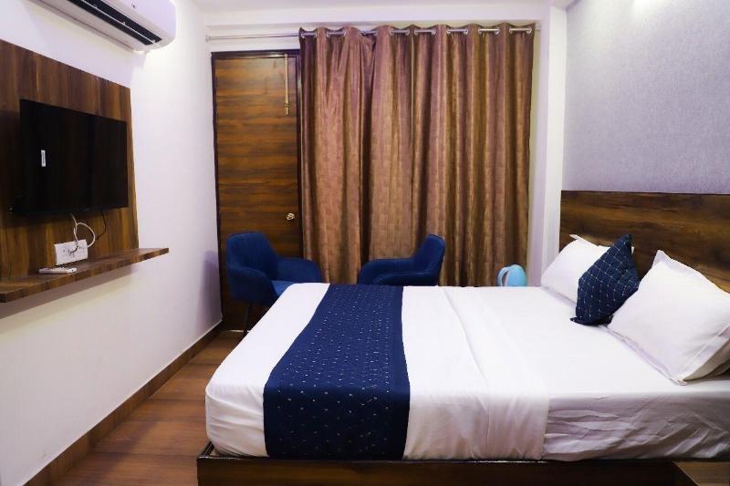 Hotel Surya International image