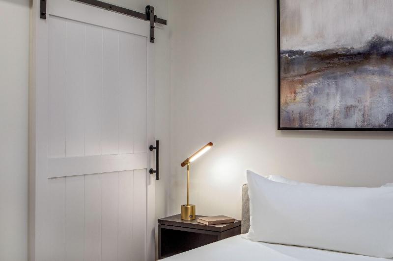 The Weldon Hotel image