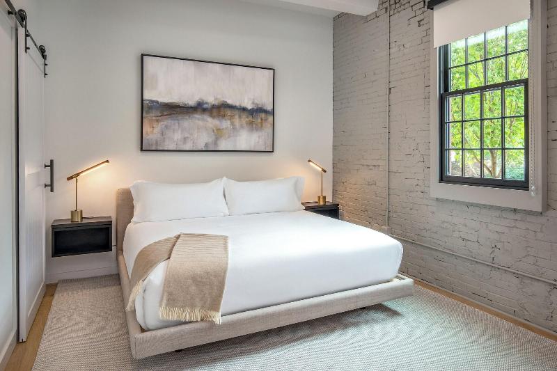 The Weldon Hotel image