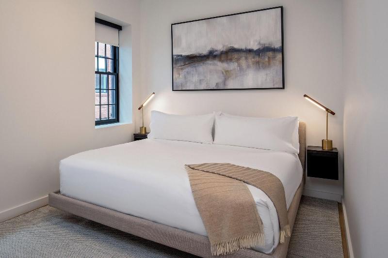 The Weldon Hotel image