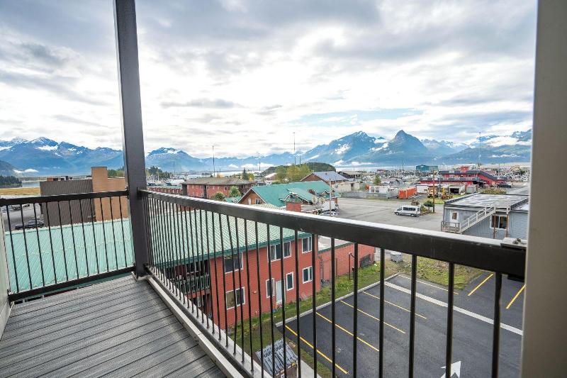 Chugach Naswik Suites image