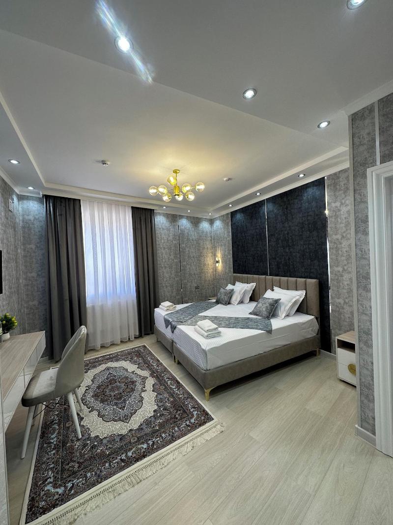 New Minor Hotel image