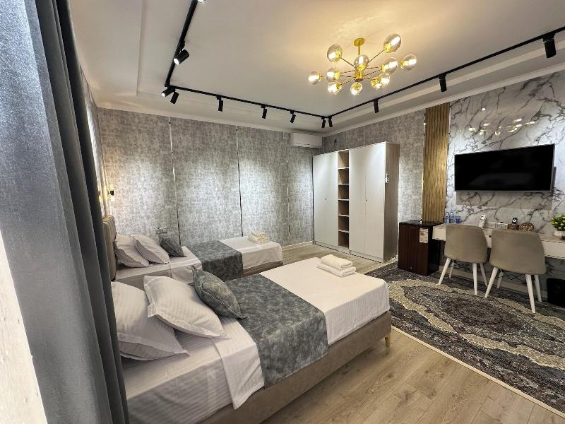 New Minor Hotel image
