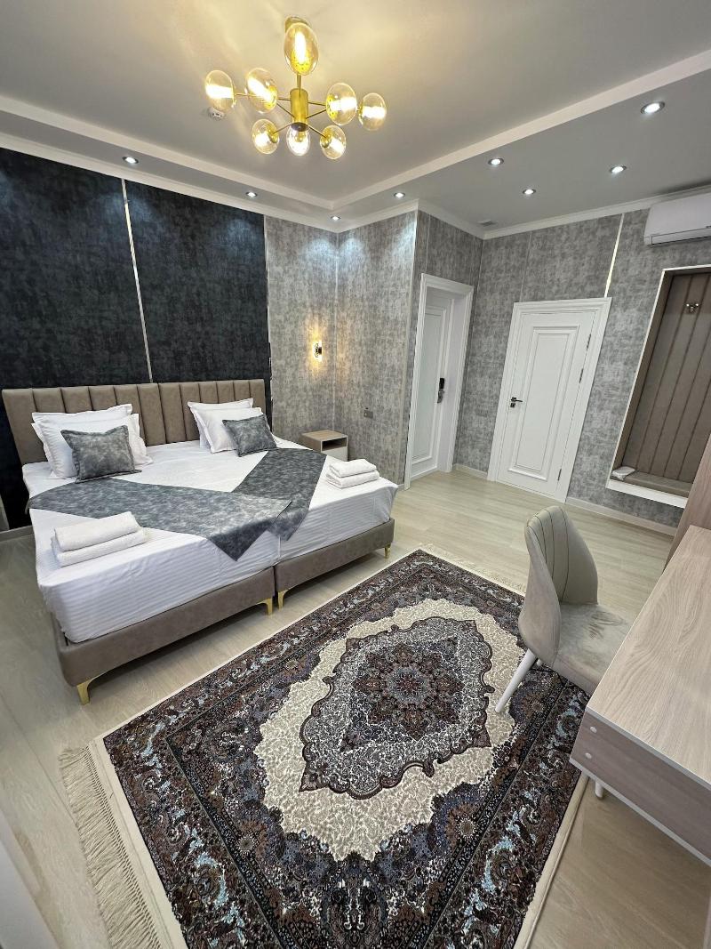 New Minor Hotel image